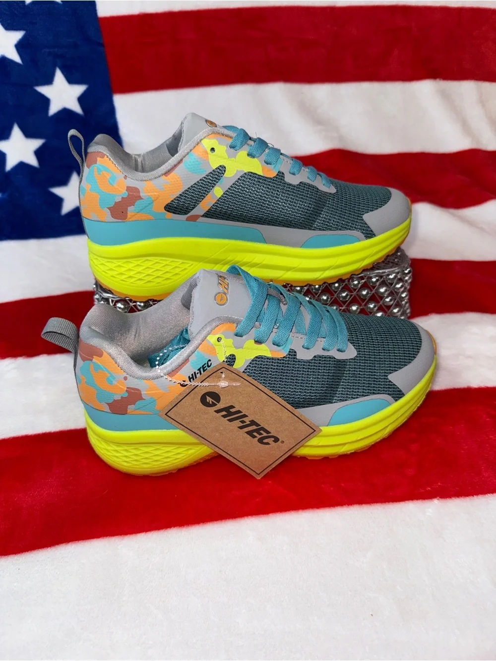 Hi-Tec Boys 5.5 or Girls 7 Gray Blue Neon Yellow Athletic Basketball Sneakers